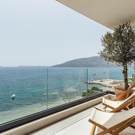 Savina Beachfront Oasis Херцег-Новий Екстер'єр фото